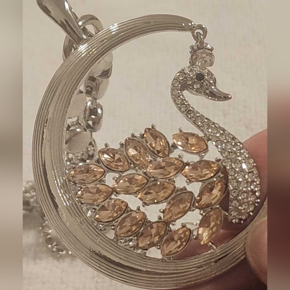 Necklace and interchangeable pendant set - Picture 4 of 16